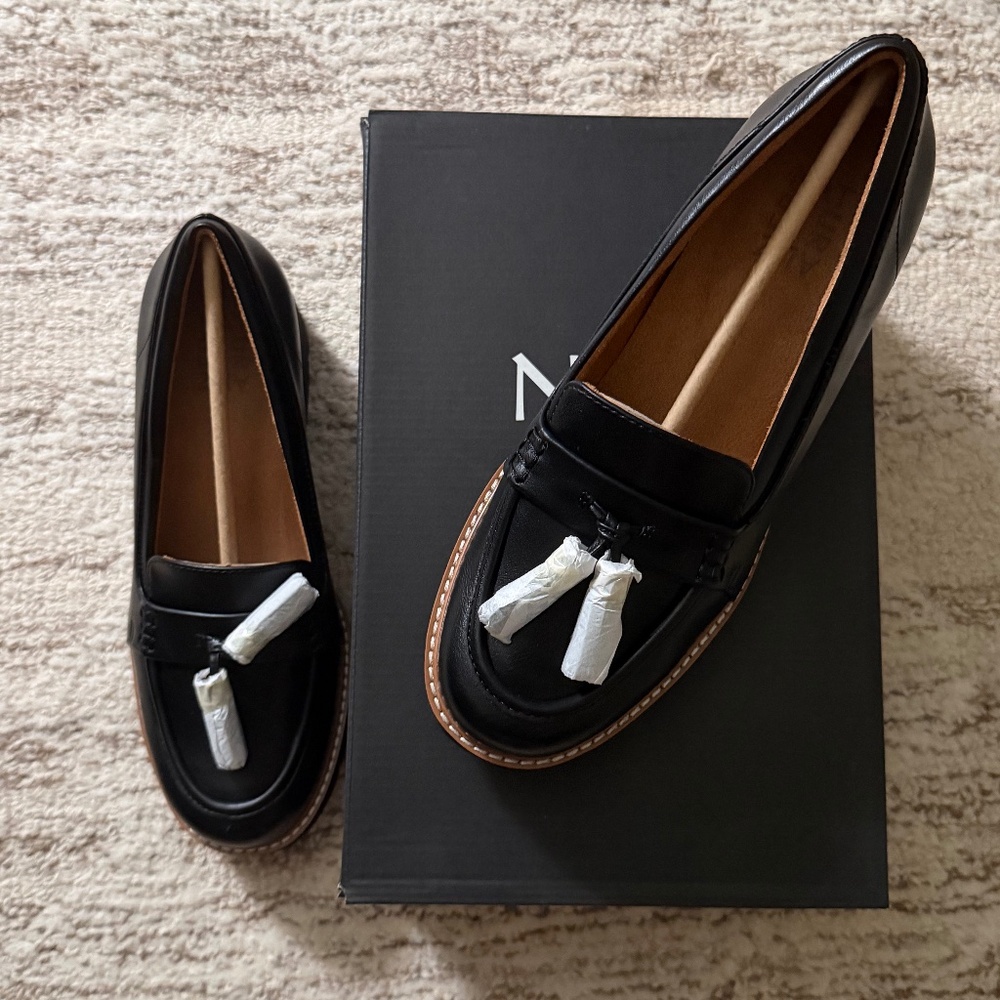 BRAND NEW NWT Wide Width Naturalizer Black Lug Platform Loafers Size 8